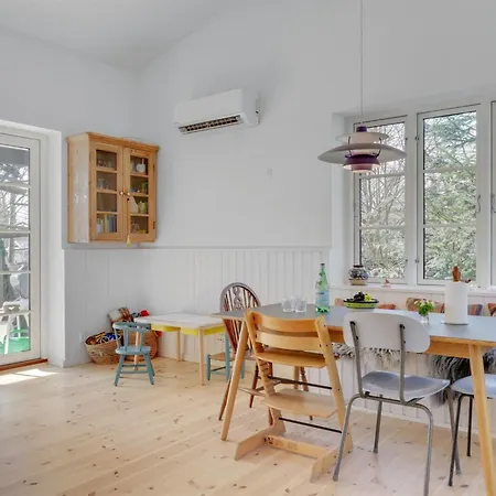 Mariela - 800m From The Sea By Interhome *